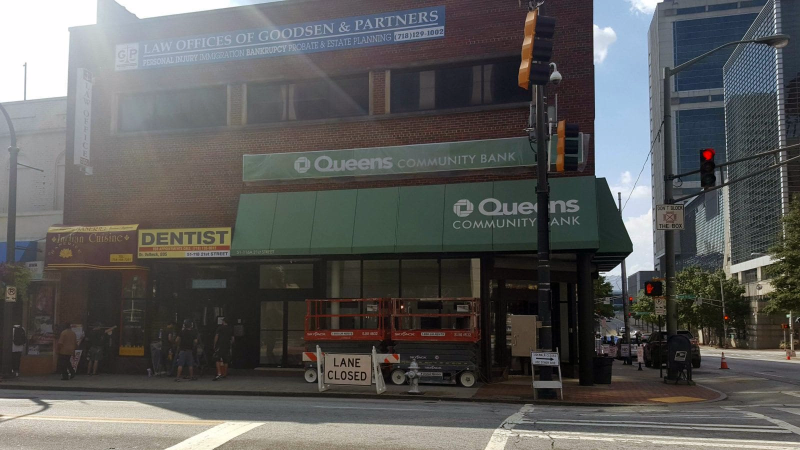 File:Queens Community Bank.png