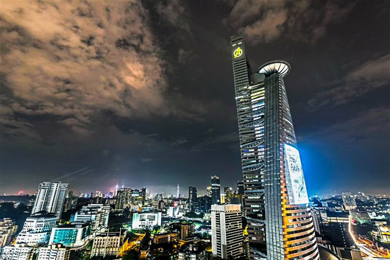File:Stark Tower.png