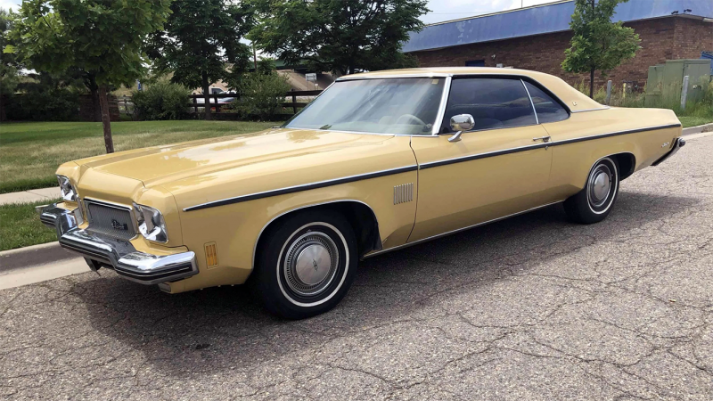 File:1973 Oldsmobile Delta 88 Royale.png