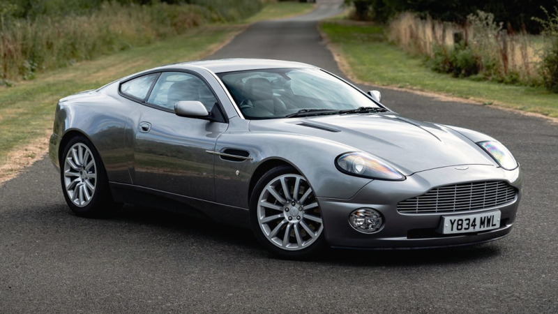 File:2002 Aston Martin V12 Vanquish.png