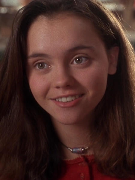 File:Kat Harvey.png