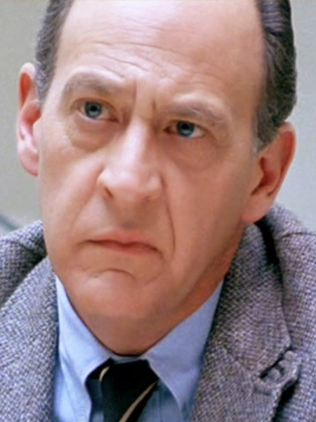 File:Peter Silberman.png