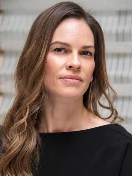 File:Julie Pierce.png