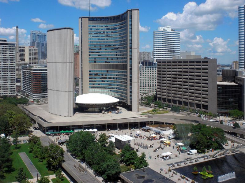 File:Metropolis City Hall.jpg