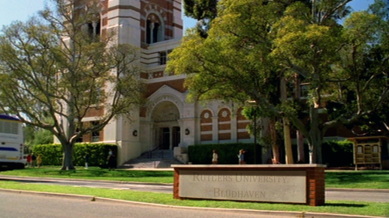 File:Rutgers University-Bludhaven.png