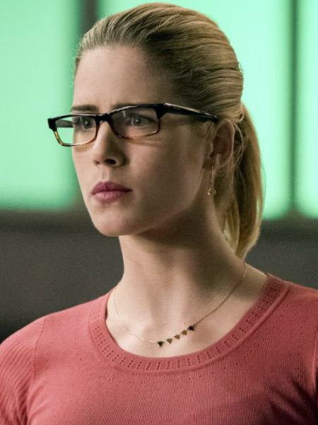 File:Felicity Smoak.png