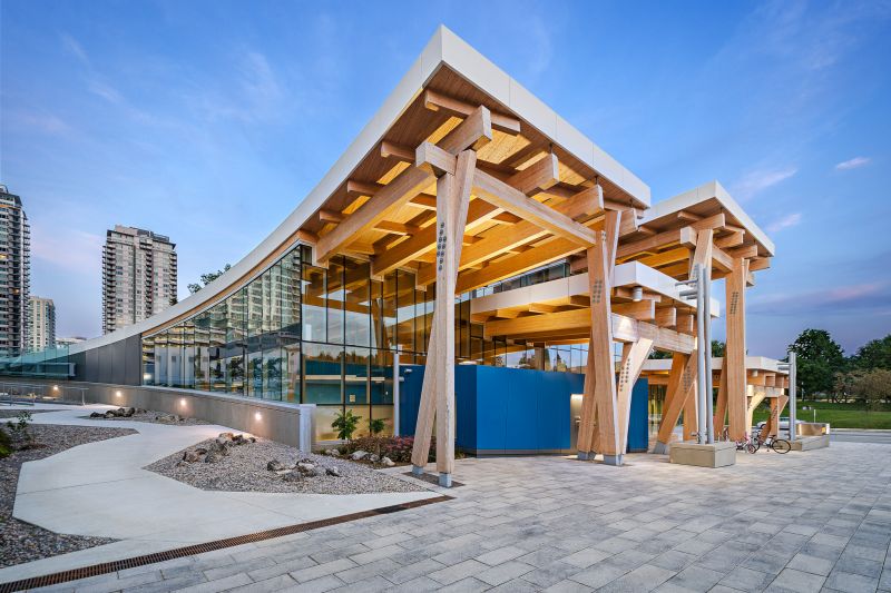 File:Metropolis Public Library.jpg