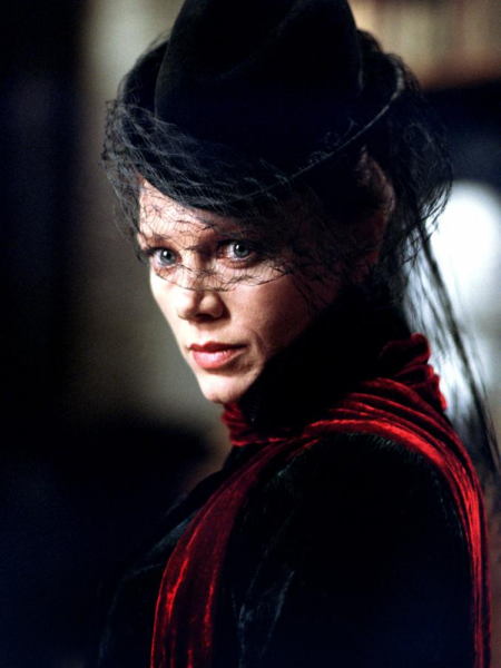 File:Mina Harker.png
